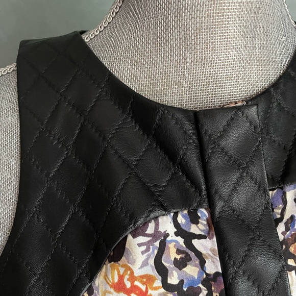 CINDY + JOHNNY silk and faux leather top - Picture 2 of 4